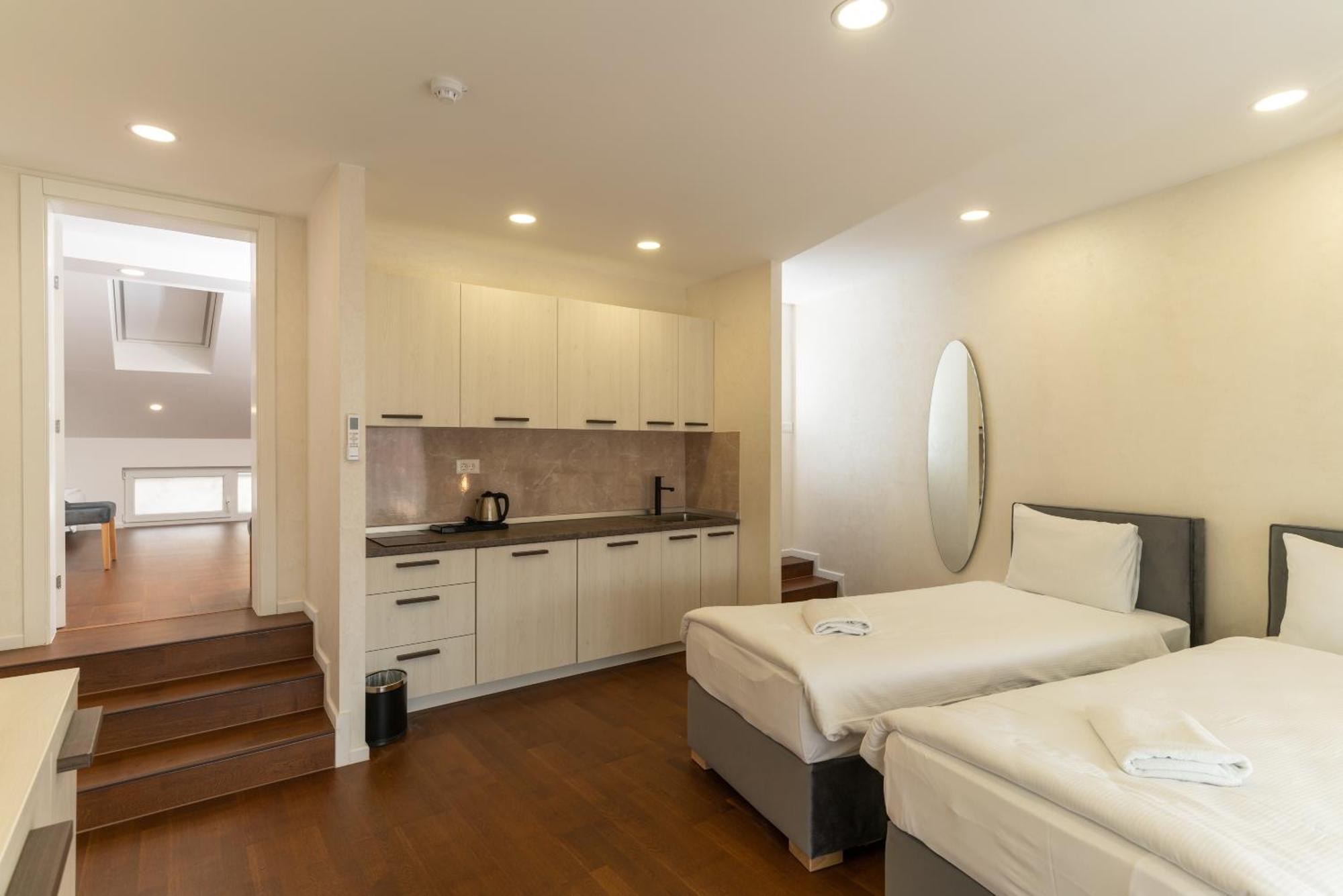 Ornament Hotel And Apartments سراييفو المظهر الخارجي الصورة