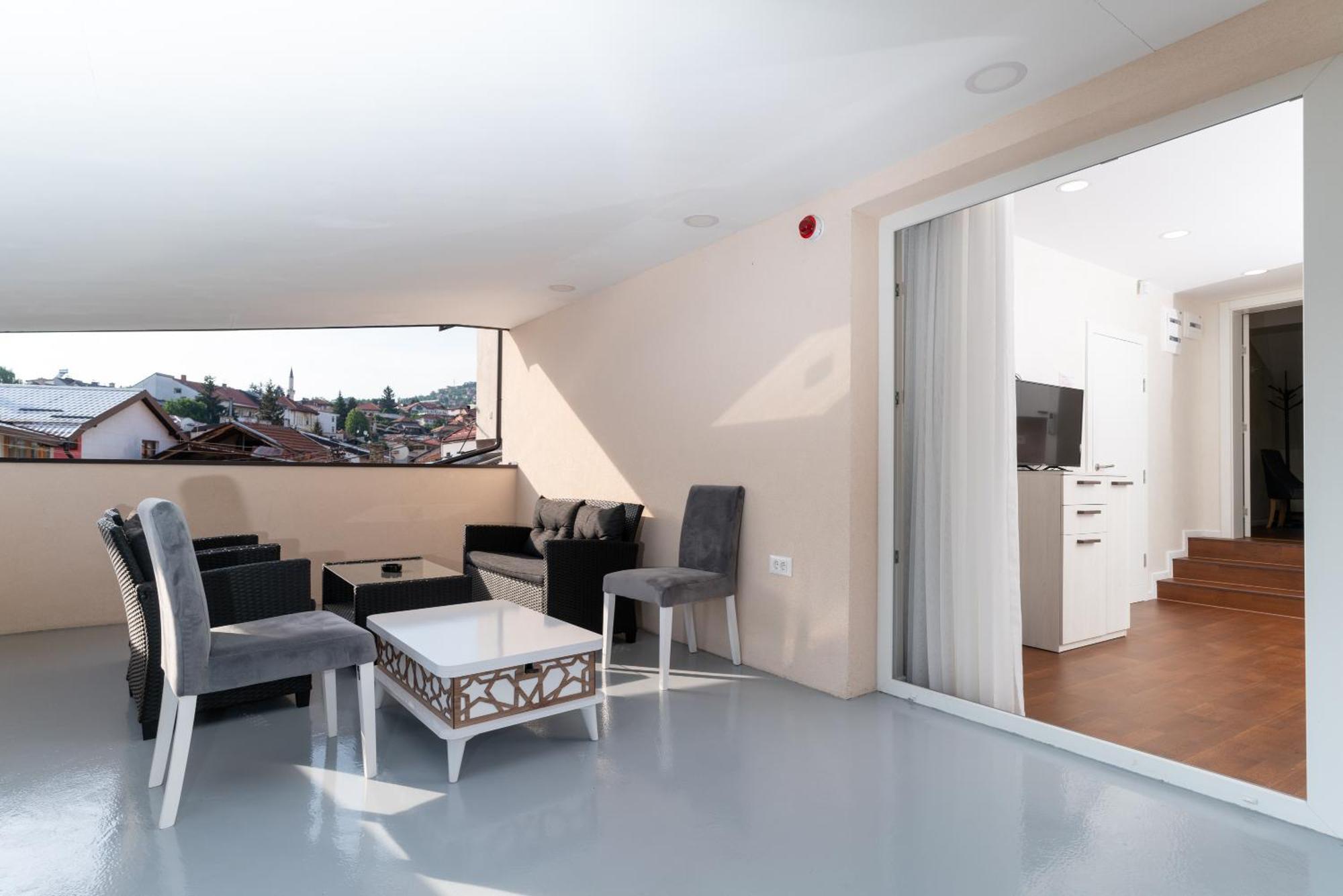 Ornament Hotel And Apartments سراييفو المظهر الخارجي الصورة
