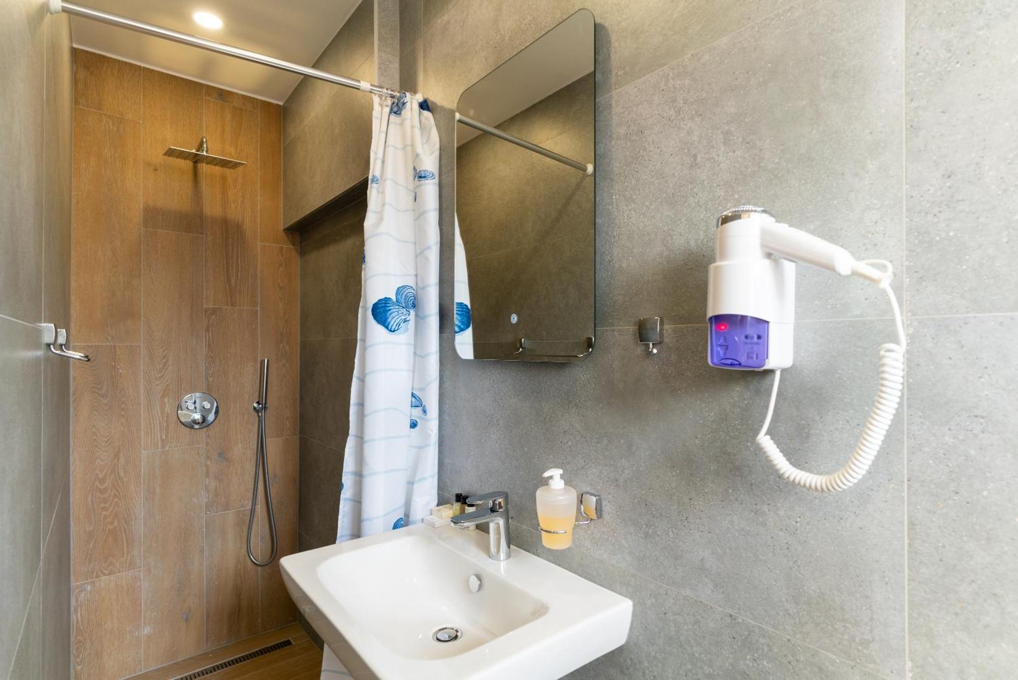 Ornament Hotel And Apartments سراييفو المظهر الخارجي الصورة