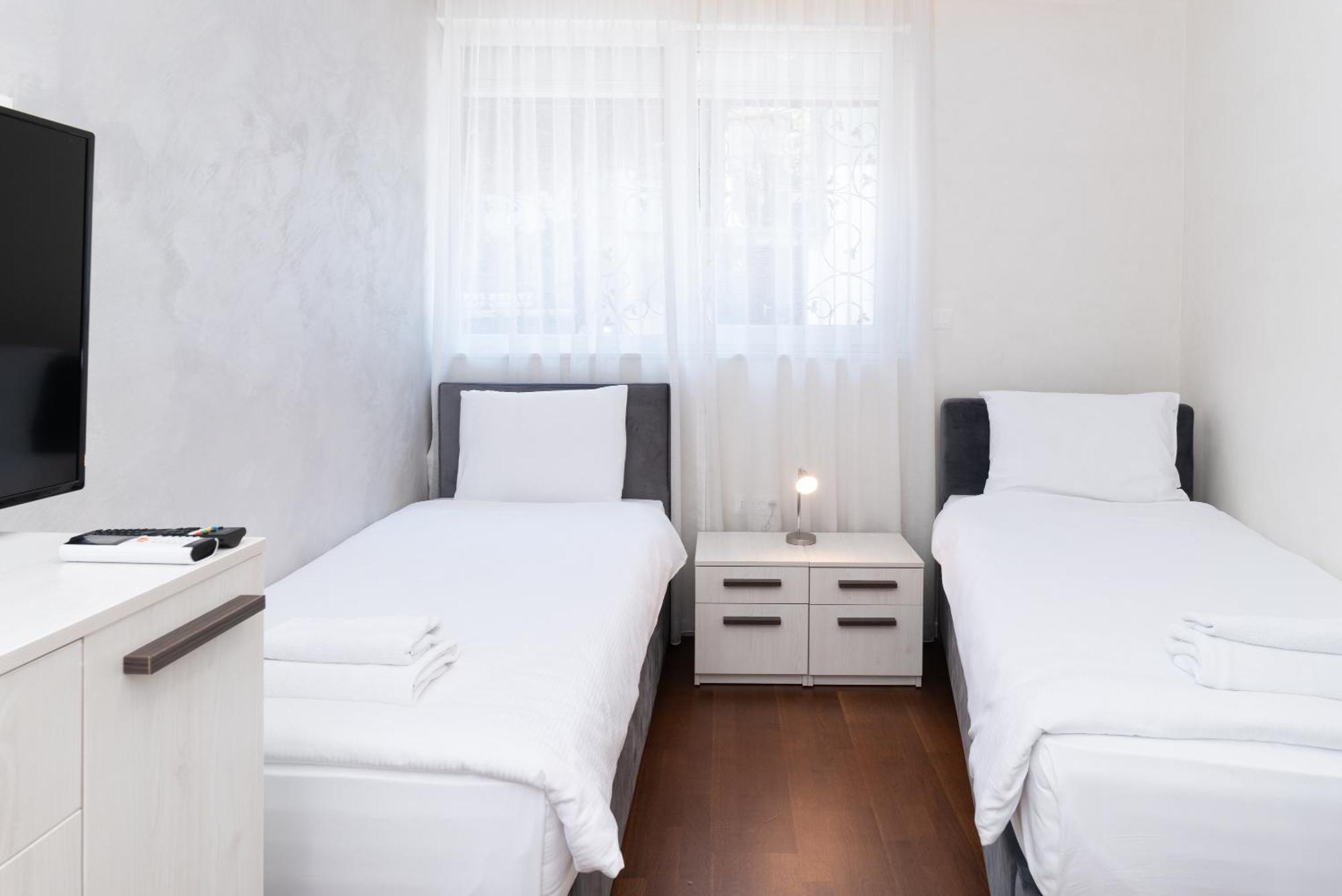 Ornament Hotel And Apartments سراييفو المظهر الخارجي الصورة