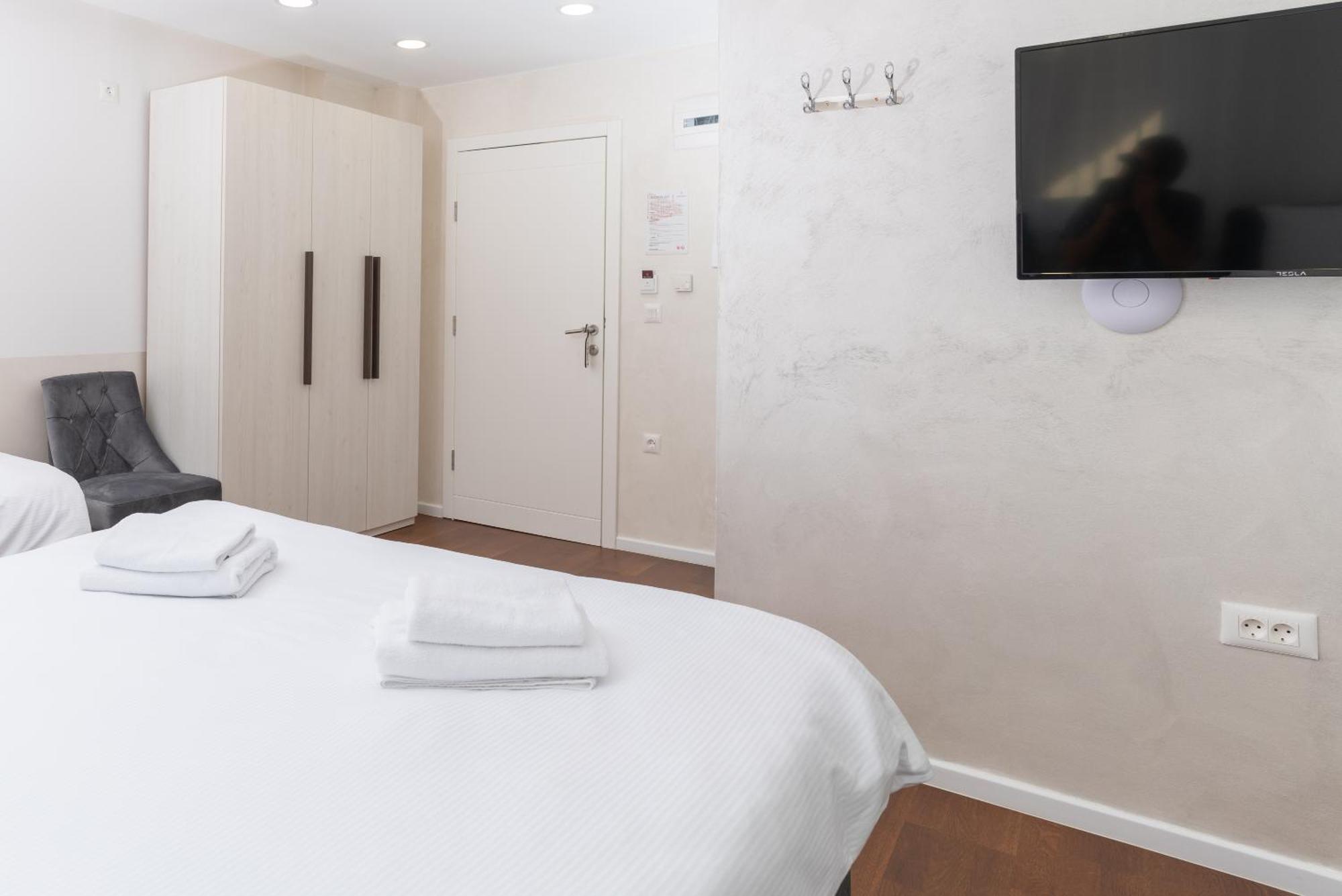Ornament Hotel And Apartments سراييفو المظهر الخارجي الصورة