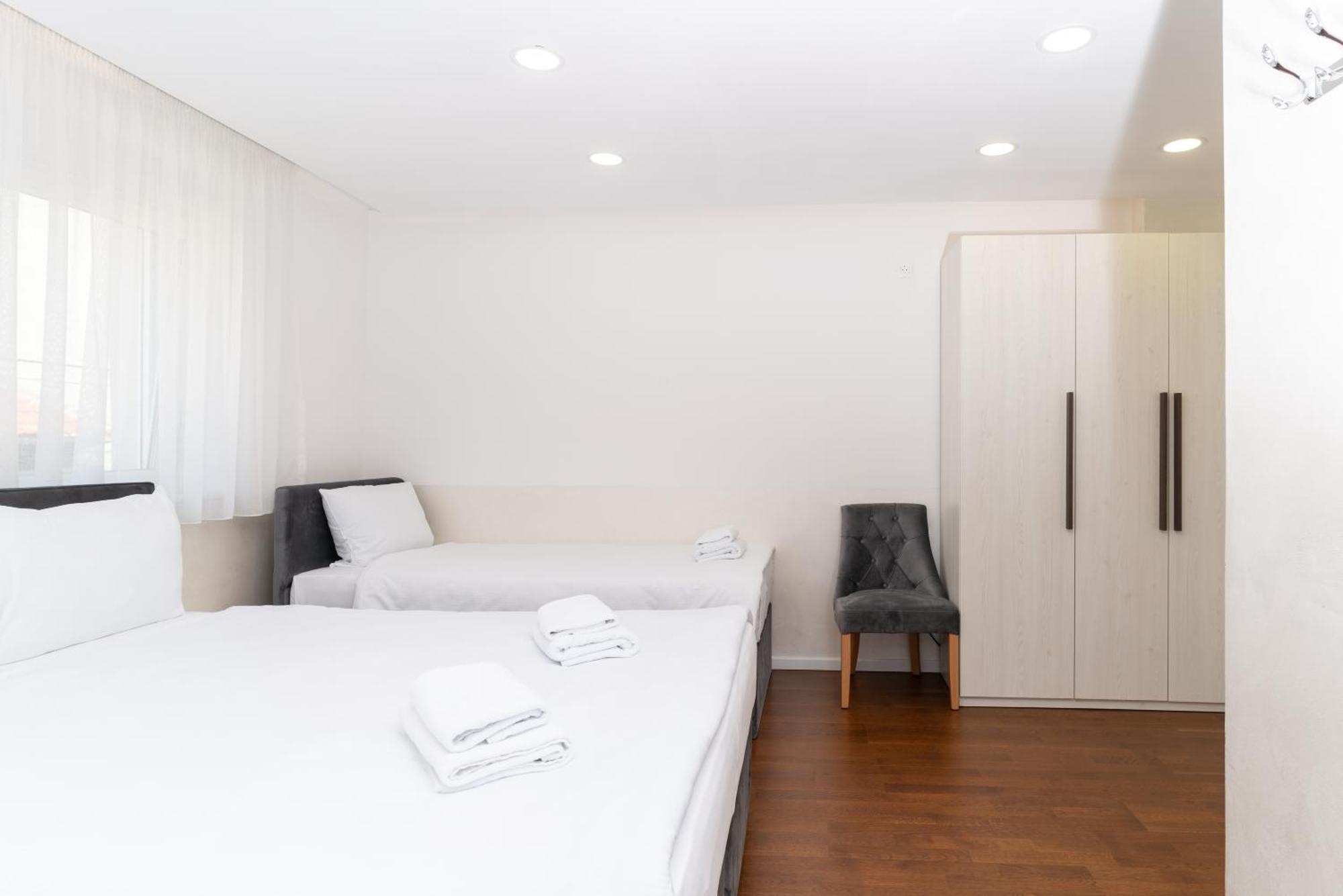 Ornament Hotel And Apartments سراييفو المظهر الخارجي الصورة