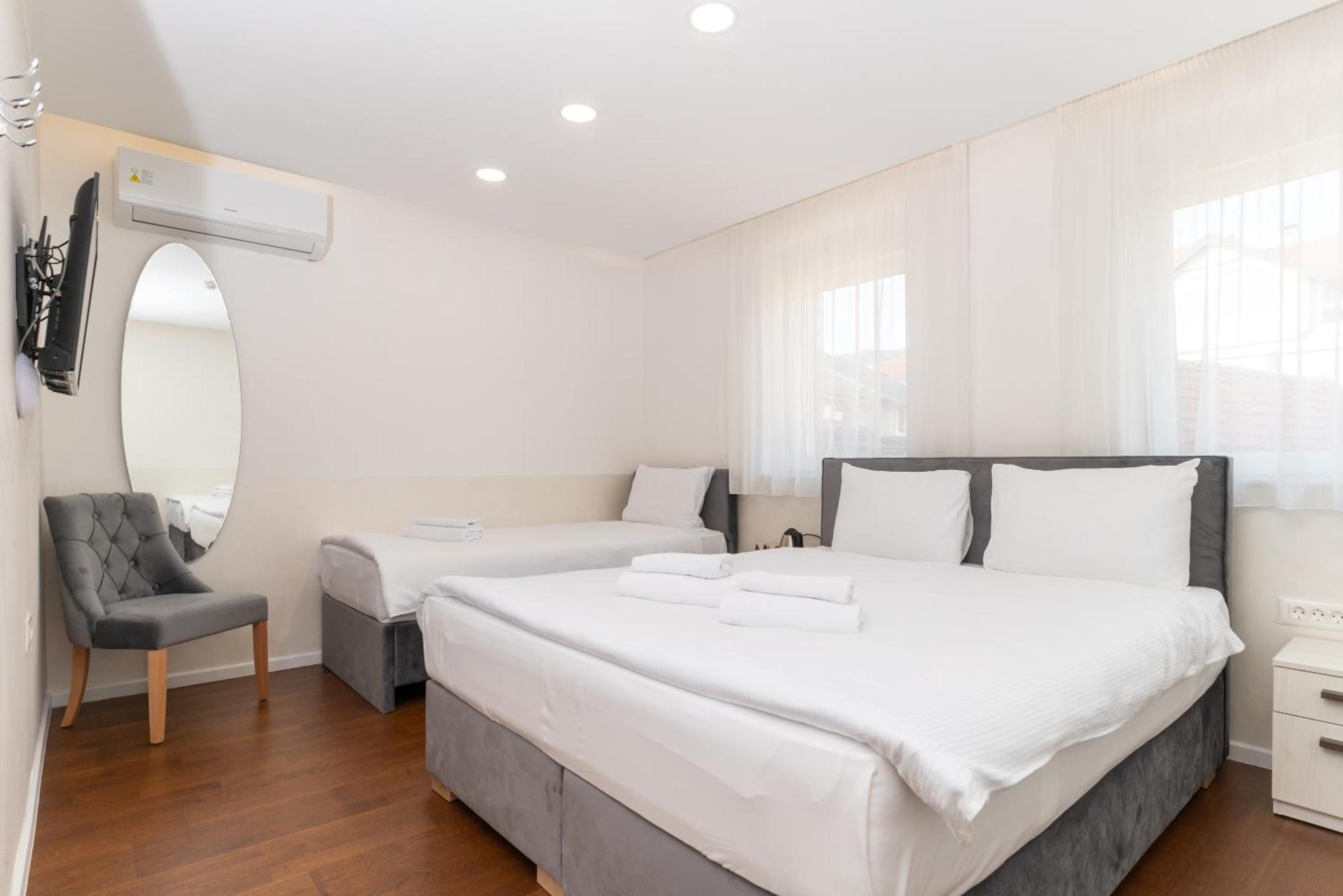 Ornament Hotel And Apartments سراييفو المظهر الخارجي الصورة